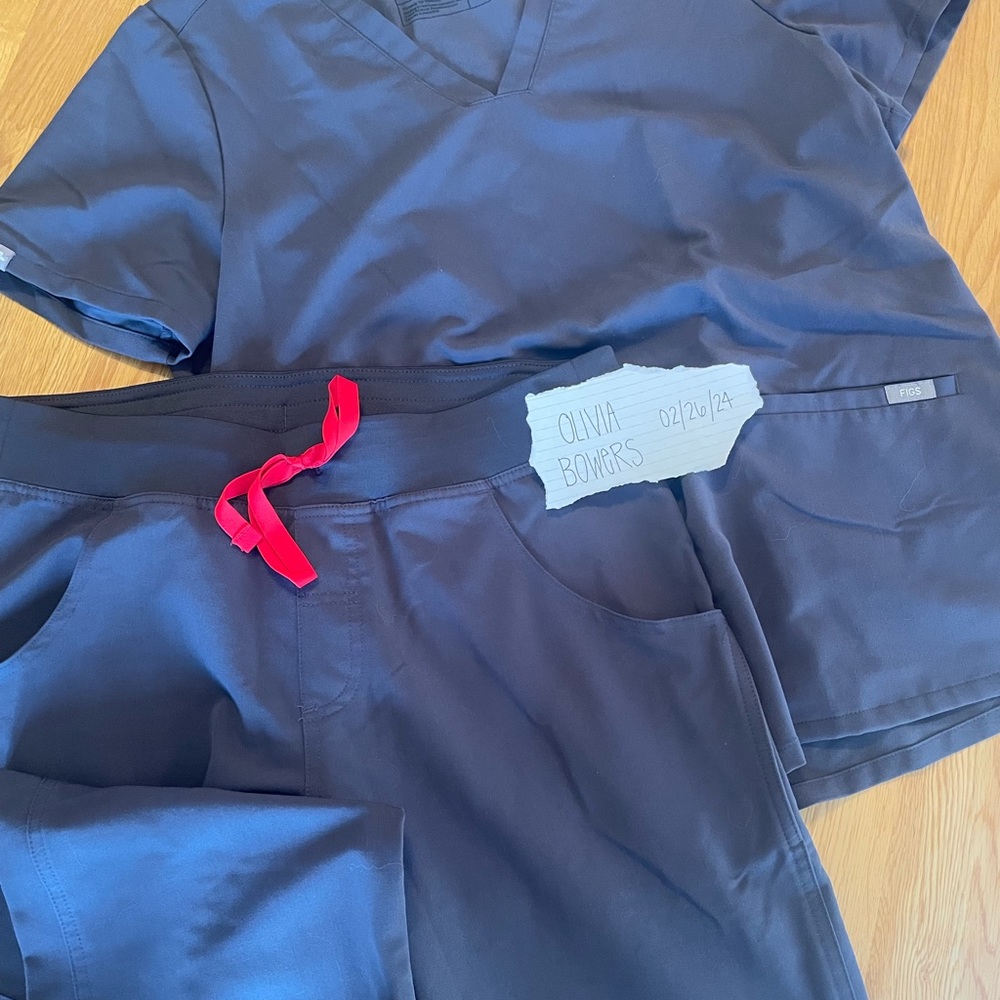 COPY - Charcoal grey figs set